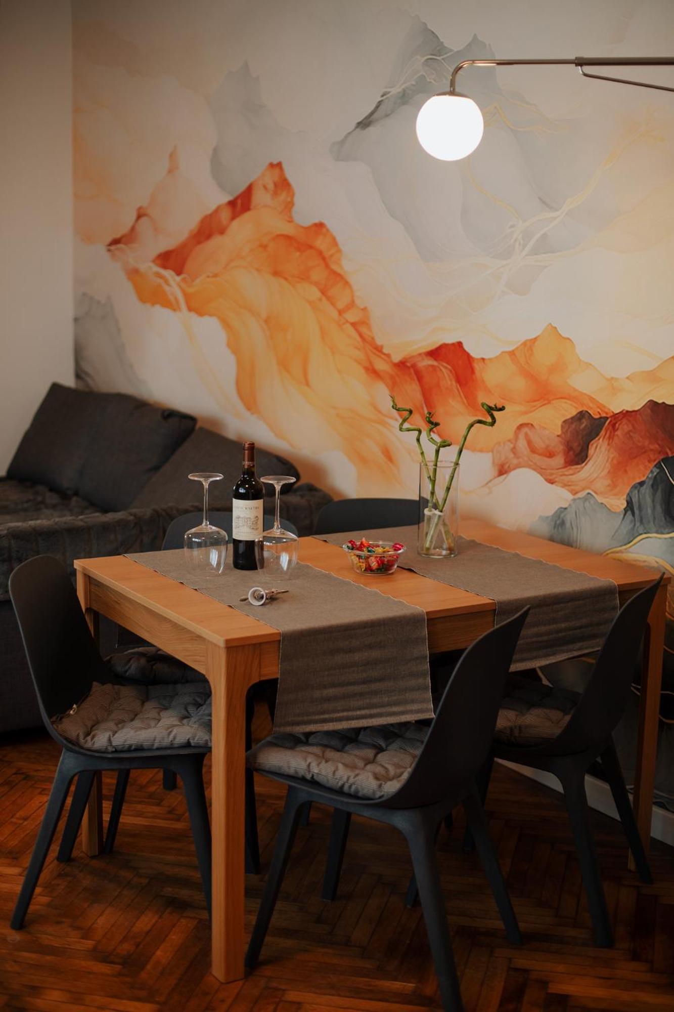 3 Min To Everything-Stylish-Modern-Old Fortress Braşov Extérieur photo